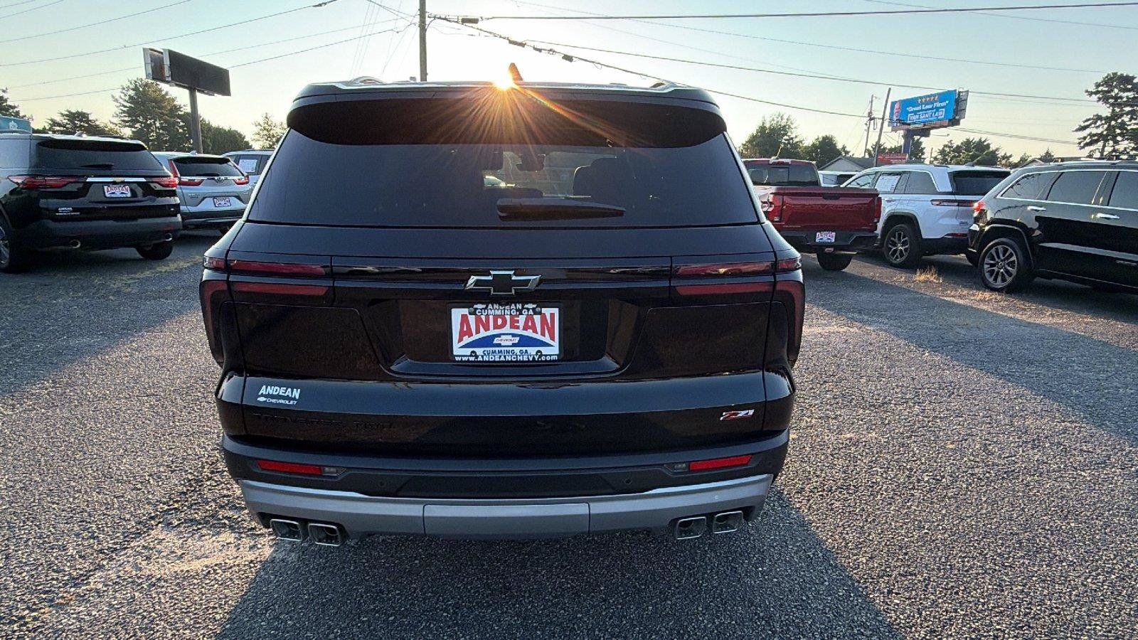 New 2027 Chevrolet Traverse Z71 w/ Driver Confidence Package AWD/4WD image 8