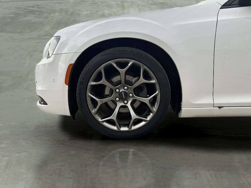 Used 2015 Chrysler 300 S w/ 300S Premium Group RWD image 35