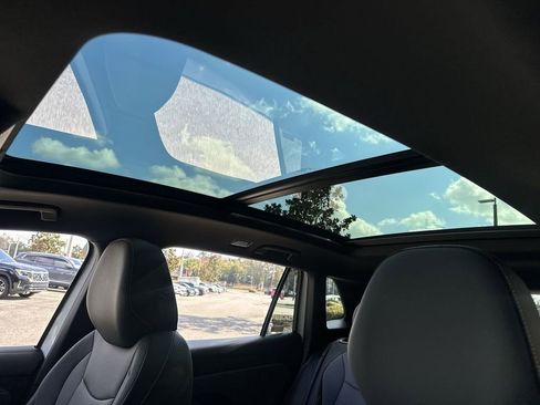 New 2026 Volkswagen Tiguan SE R-Line image 22