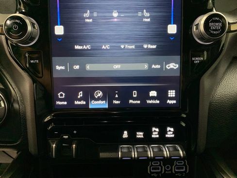Used 2022 RAM 1500 Sport w/ Level 2 Equipment Group AWD/4WD image 28