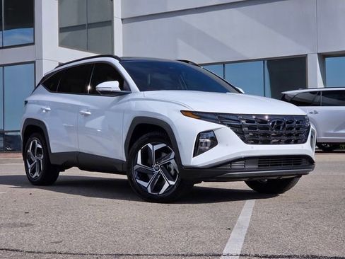 Used 2023 Hyundai Tucson Limited image 2