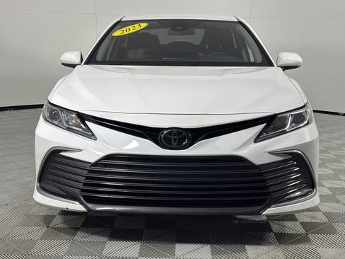 Used 2023 Toyota Camry LE image 9