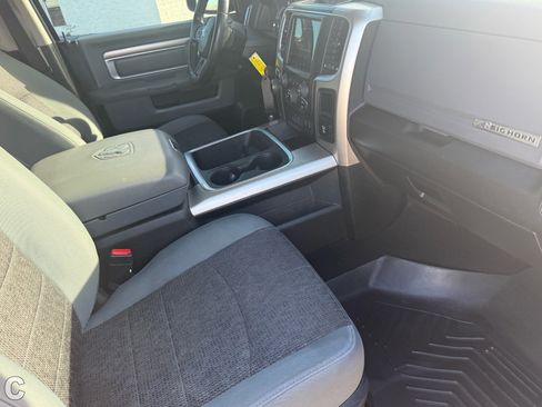 Used 2018 RAM 1500 Big Horn image 9