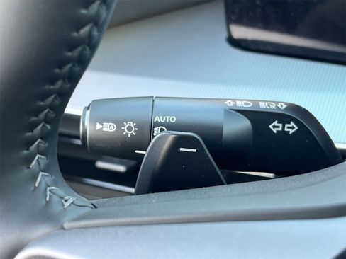 New 2025 Nissan Murano SL image 14