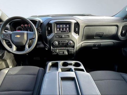Used 2024 Chevrolet Silverado 2500 Custom w/ Custom Value Package image 9