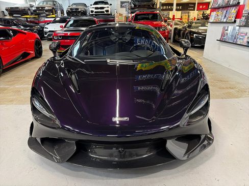 Used 2021 McLaren 765LT image 3