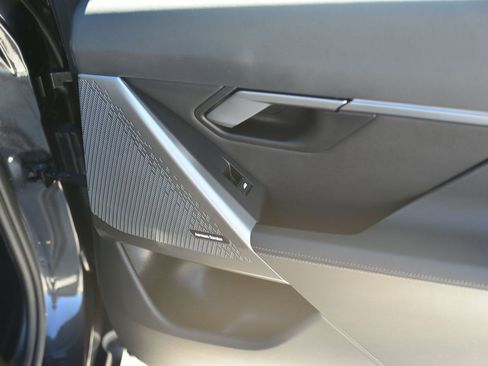 Used 2024 BMW i5 eDrive40i w/ Premium Package image 22