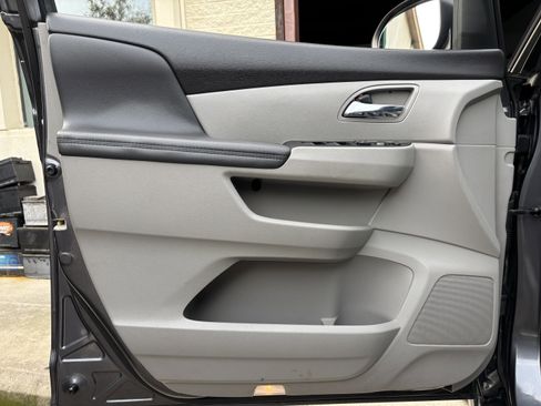 Used 2016 Honda Odyssey EX-L image 53