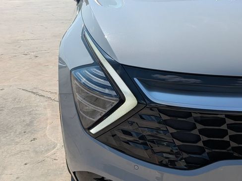 Certified 2023 Kia Sportage SX FWD image 9