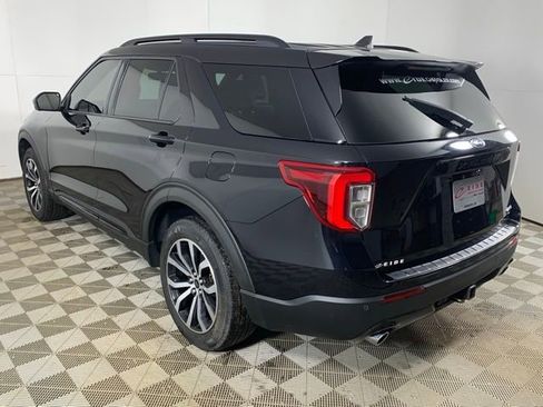 Used 2022 Ford Explorer ST-Line w/ Class IV Trailer Tow Package image 7