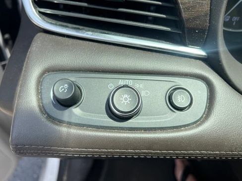 Used 2017 Buick LaCrosse Preferred FWD image 12
