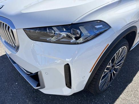 New 2026 BMW X5 sDrive40i w/ Climate Comfort Package image 9