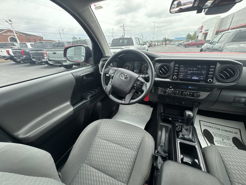 Used 2022 Toyota Tacoma SR AWD/4WD image 15