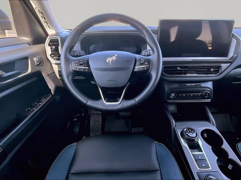 Certified 2025 Ford Bronco Sport Outer Banks w/ Outer Banks Tech Package+ AWD/4WD image 5