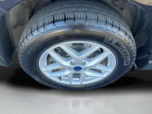 Used 2022 Ford Edge SEL w/ Convenience Package image 9