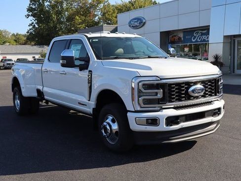 New 2026 Ford F350 Platinum w/ Platinum Plus Package image 2