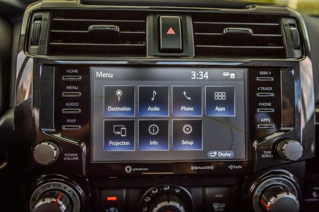 Used 2022 Toyota 4Runner TRD Off-Road Premium w/ Moonroof Package AWD/4WD image 22