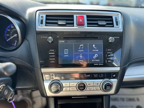 Used 2017 Subaru Legacy 2.5i Premium image 42