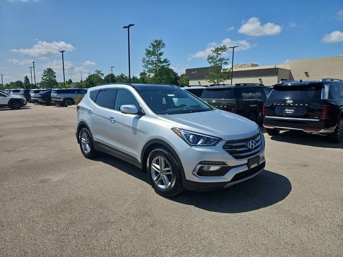 Used 2017 Hyundai Santa Fe Sport w/ 2.4L Tech Package 04 AWD/4WD image 7