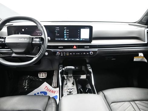 Certified 2026 Kia Sorento SX Prestige AWD/4WD image 35