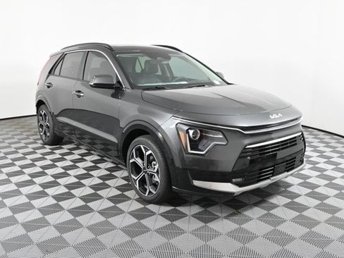 New 2025 Kia Niro EX Touring image 1
