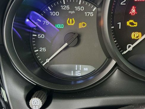 New 2026 Porsche Macan image 16