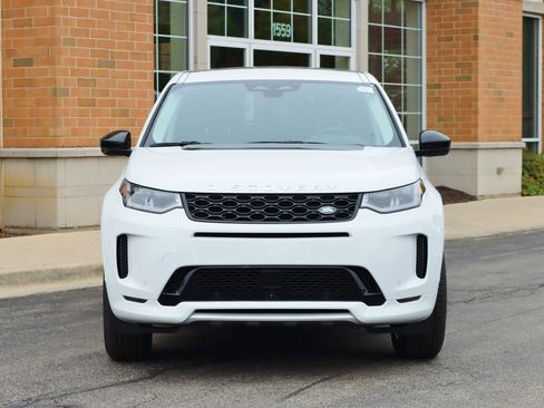 Used 2025 Land Rover Discovery Sport S image 3