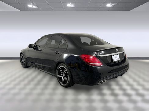Used 2018 Mercedes-Benz C 300 Sedan image 3
