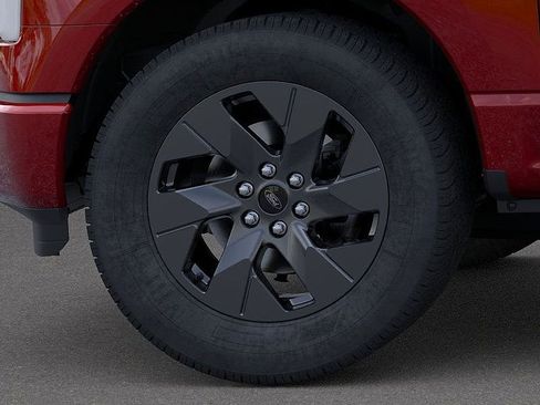 New 2025 Ford F150 Lightning Flash AWD/4WD image 19