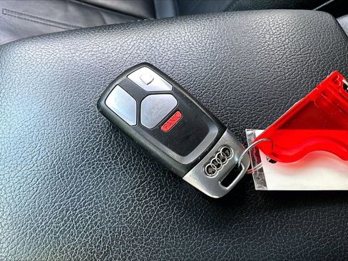 Used 2019 Audi A4 2.0T Premium image 34