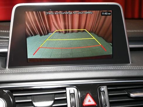 Used 2020 Genesis G70 3.3T image 21