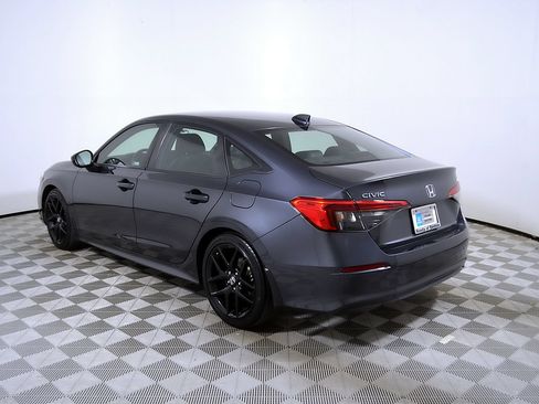 Used 2024 Honda Civic Sport image 9
