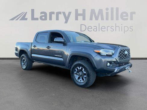 Certified 2022 Toyota Tacoma TRD Off-Road image 7