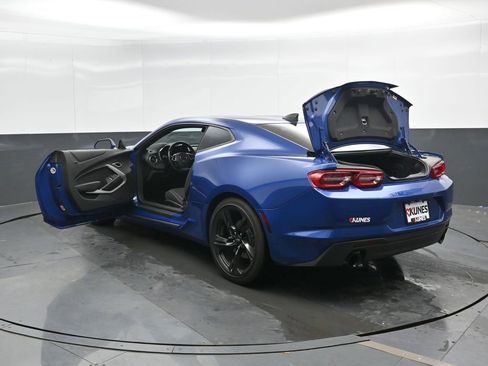 Used 2020 Chevrolet Camaro LT RWD image 47