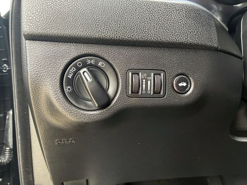 Used 2020 Dodge Charger SXT w/ Blacktop Package image 22