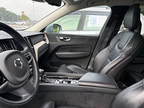 Used 2018 Volvo XC60 T6 Inscription w/ Luxury Seat Package AWD/4WD image 8