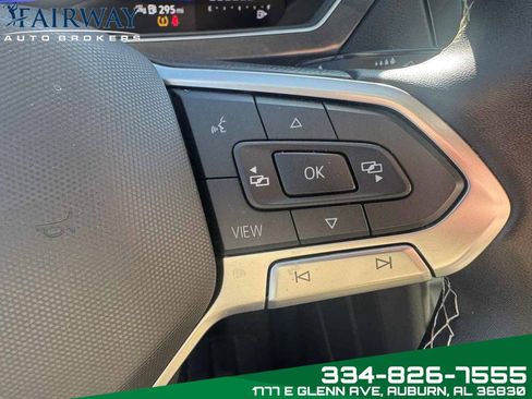 Used 2024 Volkswagen Tiguan SE image 20