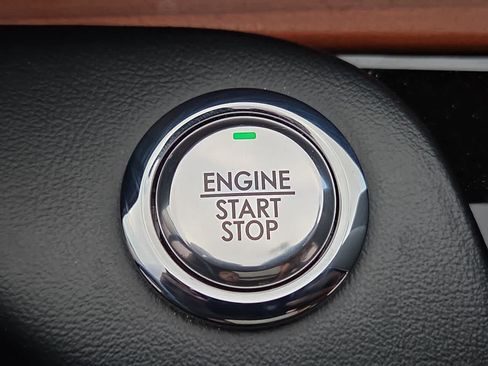 Used 2024 Lincoln Aviator Reserve w/ Equipment Group 201A AWD/4WD image 23