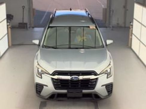 Used 2023 Subaru Ascent Premium w/ Convenience Package AWD/4WD image 2