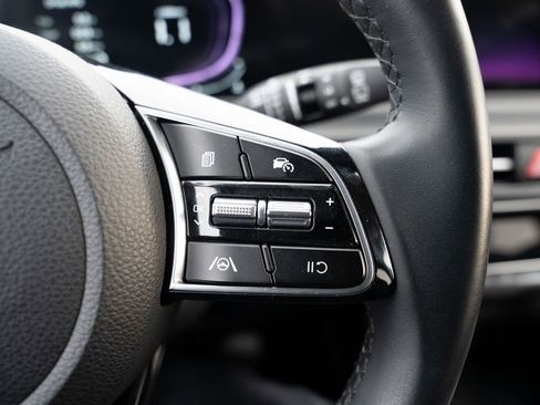 Used 2025 Kia Seltos S image 23