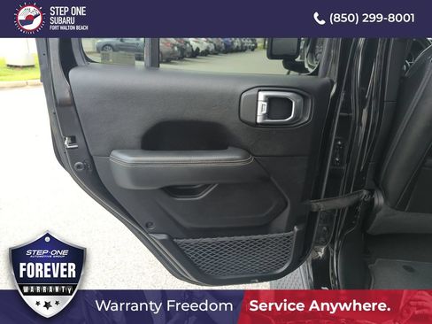 Used 2020 Jeep Gladiator Overland AWD/4WD image 27