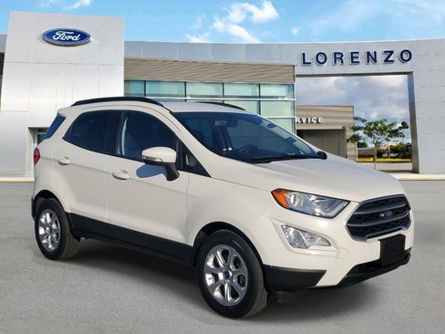 Used 2021 Ford EcoSport SE image 3