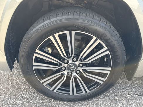 Used 2023 Lexus LX 600 4WD w/ Appearance Package image 23