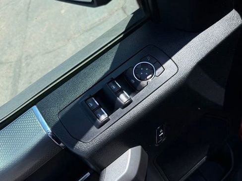 Used 2015 Ford F150 XLT w/ Equipment Group 301A Mid AWD/4WD image 10