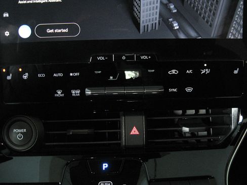 Used 2024 Toyota bZ4X AWD image 17