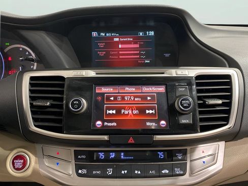 Used 2014 Honda Accord EX-L image 16