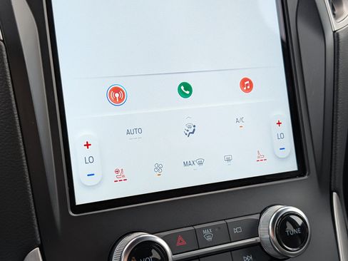 Used 2024 Ford Edge ST-Line image 20