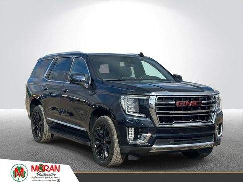 Used 2023 GMC Yukon SLT w/ SLT Premium Package image 2