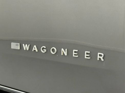 Used 2024 Jeep Wagoneer Series II w/ Flexible Seating Group image 51