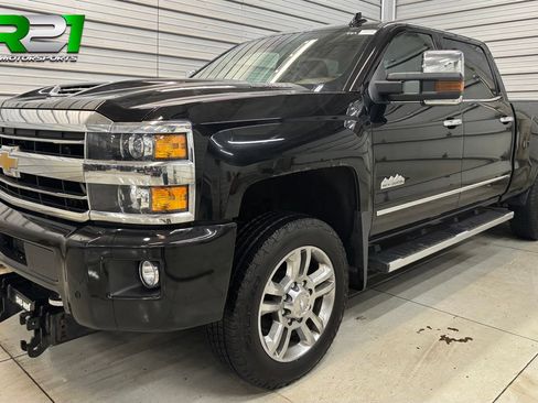 Used 2019 Chevrolet Silverado 2500 High Country w/ Duramax Plus Package AWD/4WD image 1
